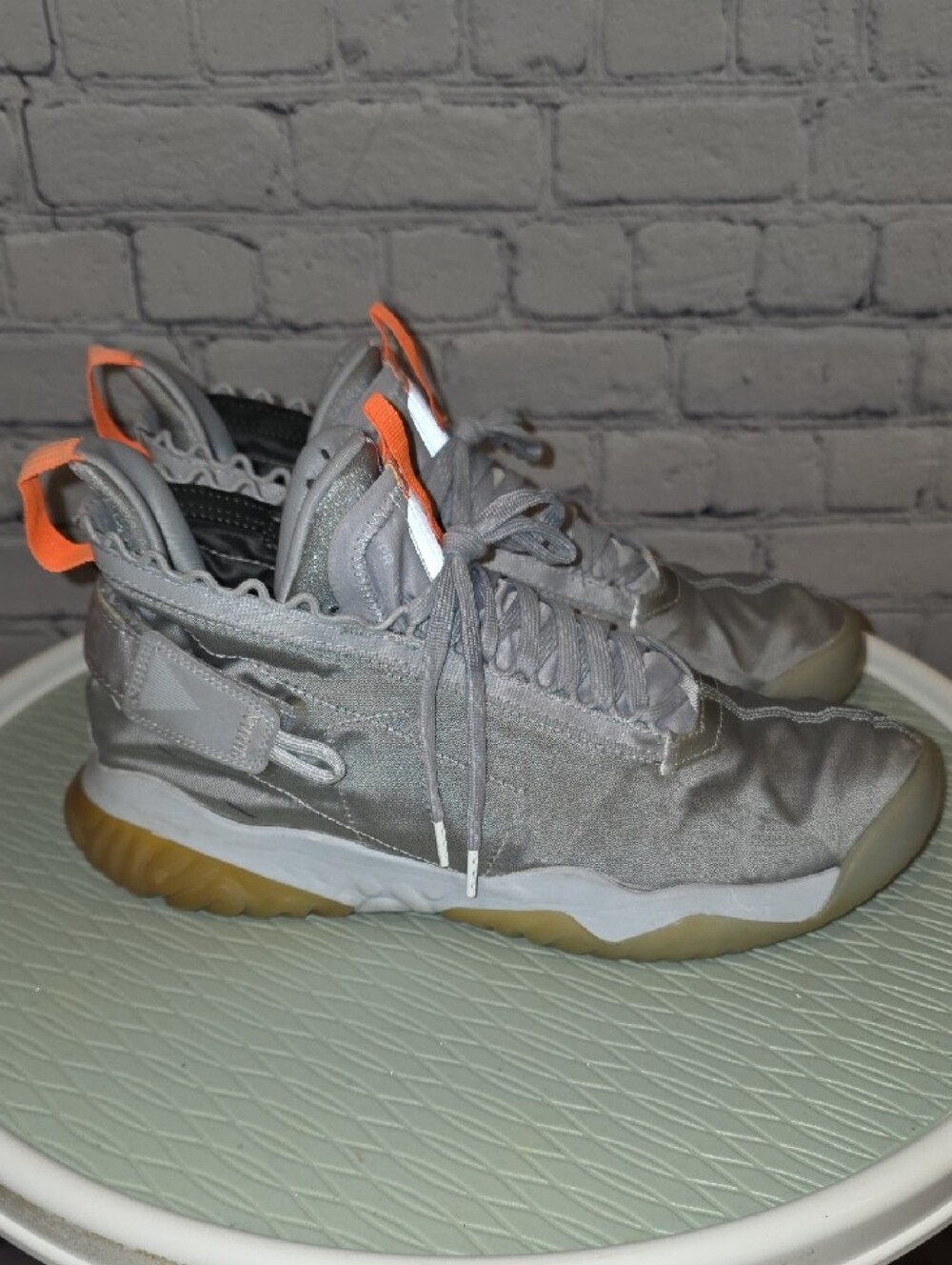 Nike Air Jordan Proto React Size 10  Wolf Grey Pure Platinum Orange